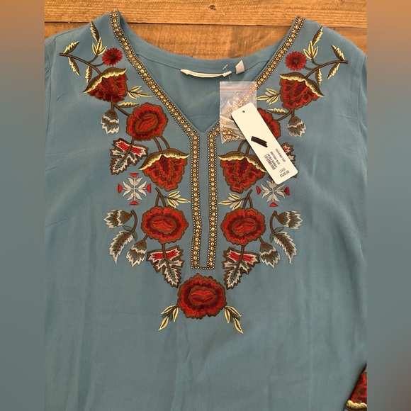 NWT Soft Surroundings Teal Blue Pathfind Floral Embroidered Top - Size L - Picture 3 of 6